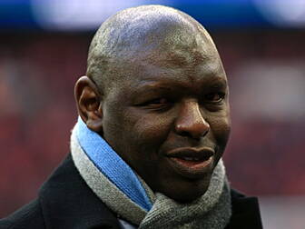 Shaun Goater takes on non-leag...